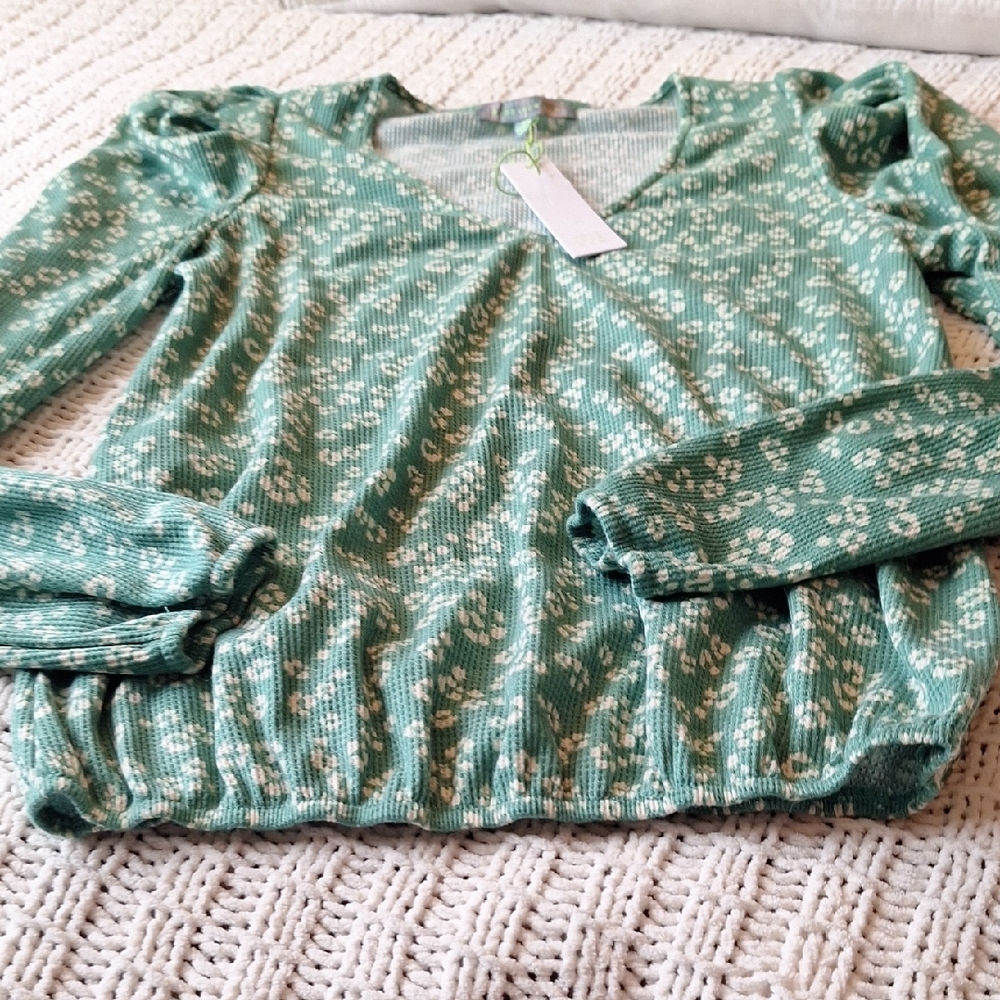 Good Luck Gem Green Floral Blouse Size XS
